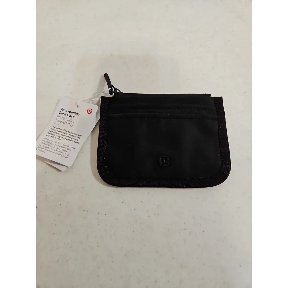 NWT Lululemon True Identity Card Case Black $28 Sold‎ Out